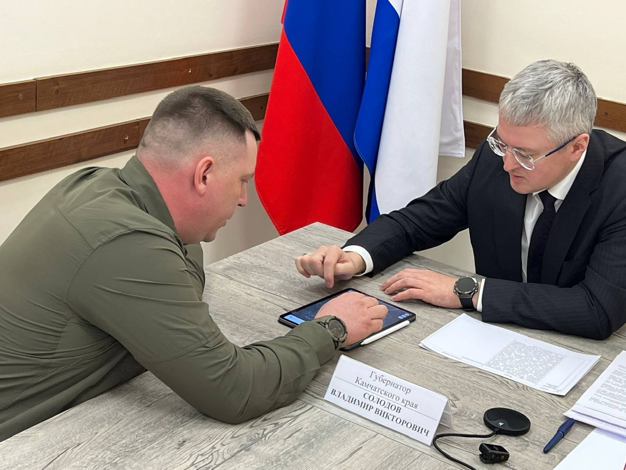 Владимир Солодов: Сегодня на личном приеме познакомился с нашим замечательным земляком – настоящим героем, ветераном спецоперации, который хочет связать свое будущее с развитием родного края Владимир Солодов: Сегодня на личном приеме познакомился с нашим замечательным земляком – настоящим героем, ветераном спецоперации, который хочет связать свое будущее с развитием родного края