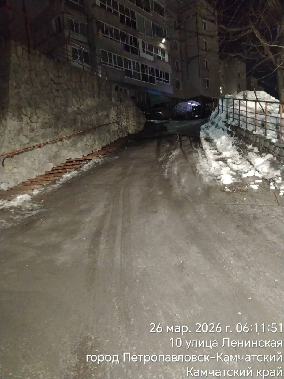 Город день за днем. 26 марта 2026 года В Петропавловске-Камчатском продолжаются работы по содержанию городских территорий Город день за днем. 26 марта 2026 года В Петропавловске-Камчатском продолжаются работы по содержанию городских территорий