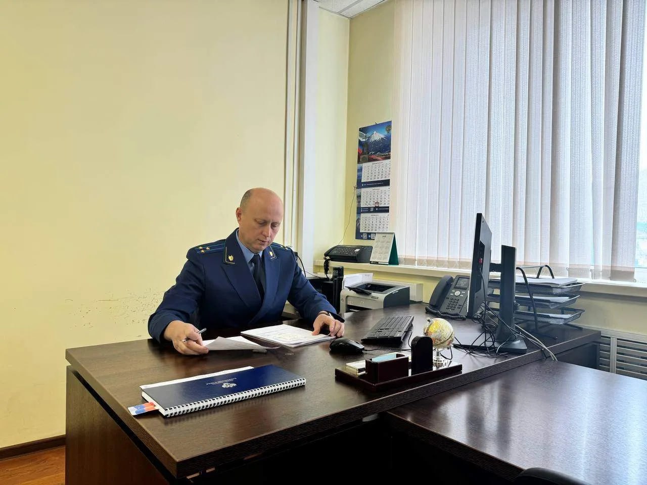 257 тысяч выплатят коммунальщики ребенку за перелом ноги