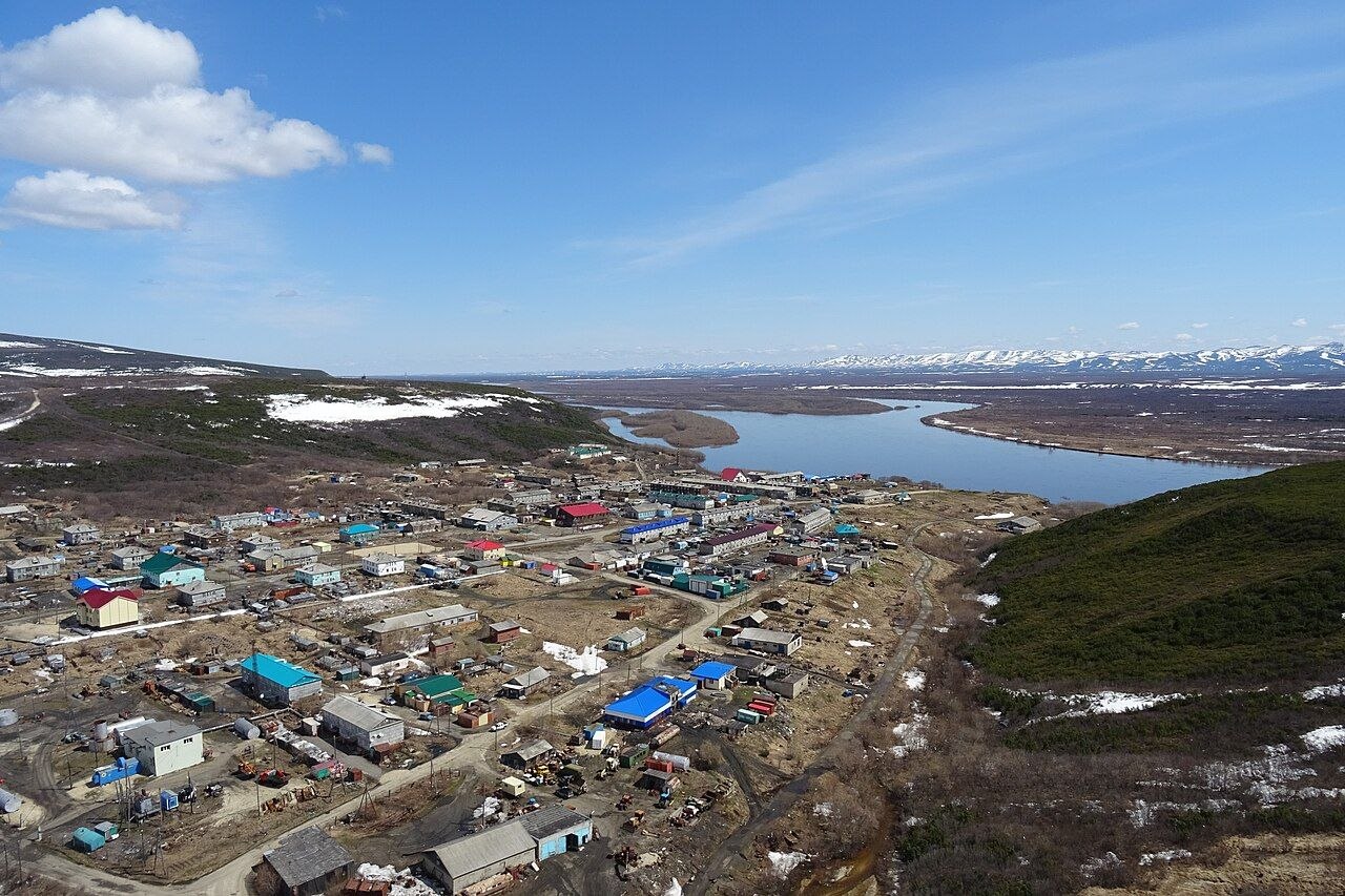 Почта долетела: в Каменское вертолётом доставили все накопившиеся отправления