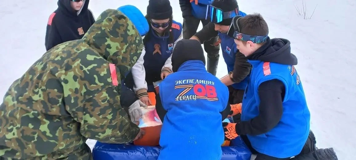 В Быстринском природном парке завершилась детская патриотическая экспедиция на собачьих упряжках «Zов сердец» В Быстринском природном парке завершилась детская патриотическая экспедиция на собачьих упряжках «Zов сердец»