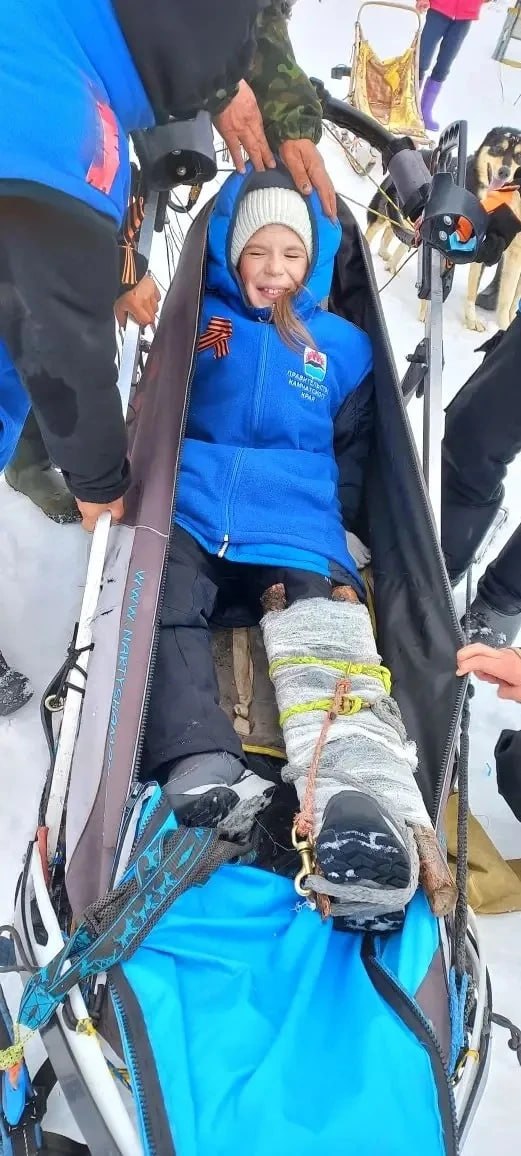 В Быстринском природном парке завершилась детская патриотическая экспедиция на собачьих упряжках «Zов сердец» В Быстринском природном парке завершилась детская патриотическая экспедиция на собачьих упряжках «Zов сердец»