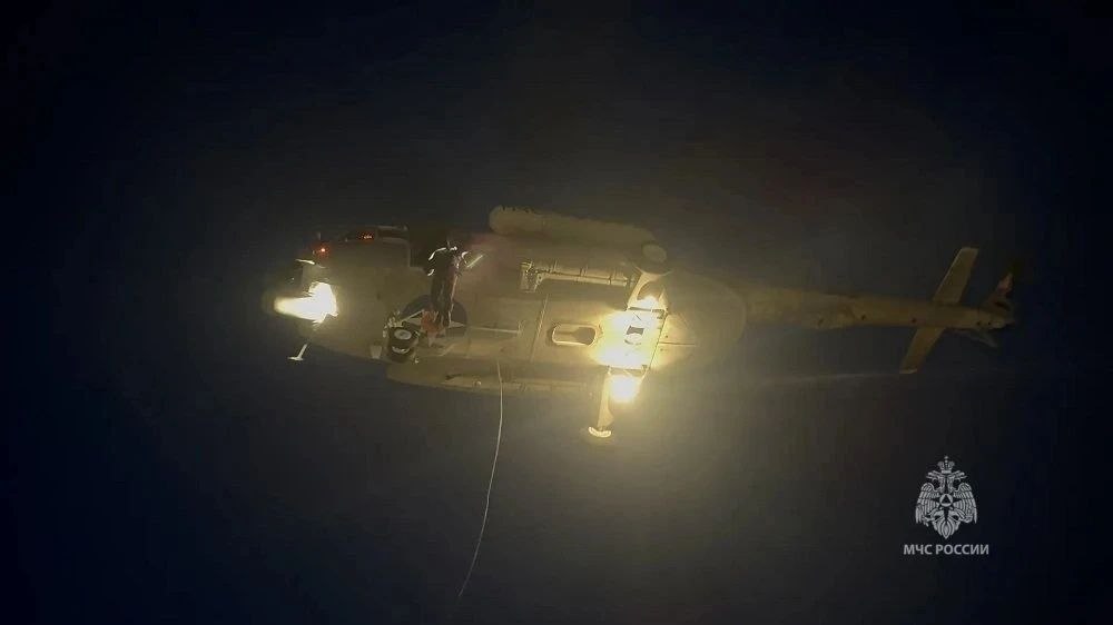 Камчатские спасатели отработали экстремальные спуски с вертолёта Камчатские спасатели отработали экстремальные спуски с вертолёта