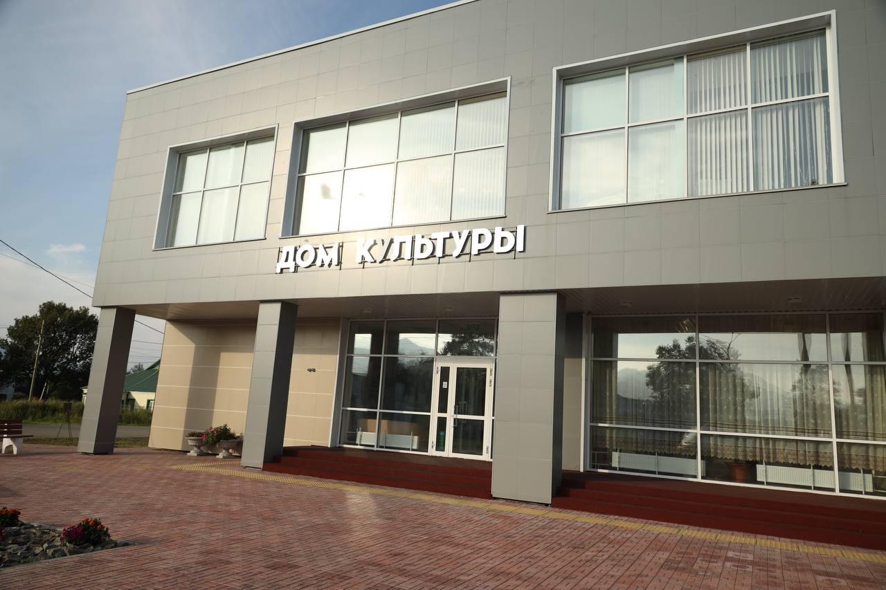 Камчатские спасатели отработали экстремальные спуски с вертолёта Камчатские спасатели отработали экстремальные спуски с вертолёта