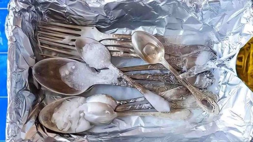 Удивительные хитрости уборщиц: как уксус и сода становятся незаменимыми помощниками