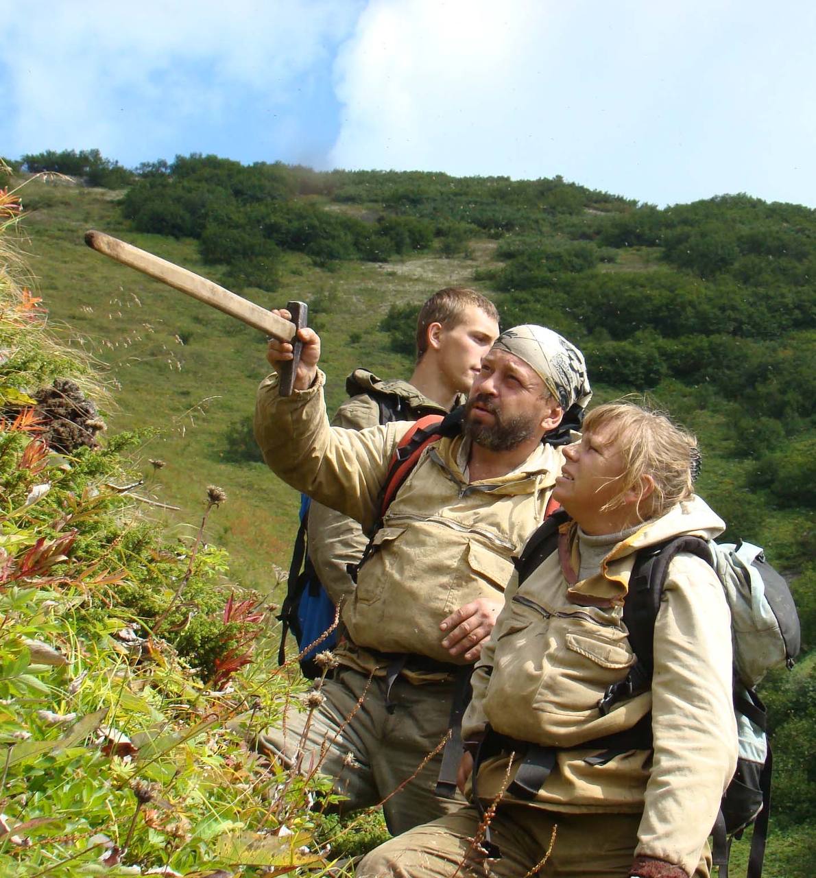 Владимир Солодов: Сегодня свой профессиональный праздник отмечают люди поистине уникальной, сложной и очень романтичной профессии - геологи Камчатки Владимир Солодов: Сегодня свой профессиональный праздник отмечают люди поистине уникальной, сложной и очень романтичной профессии - геологи Камчатки