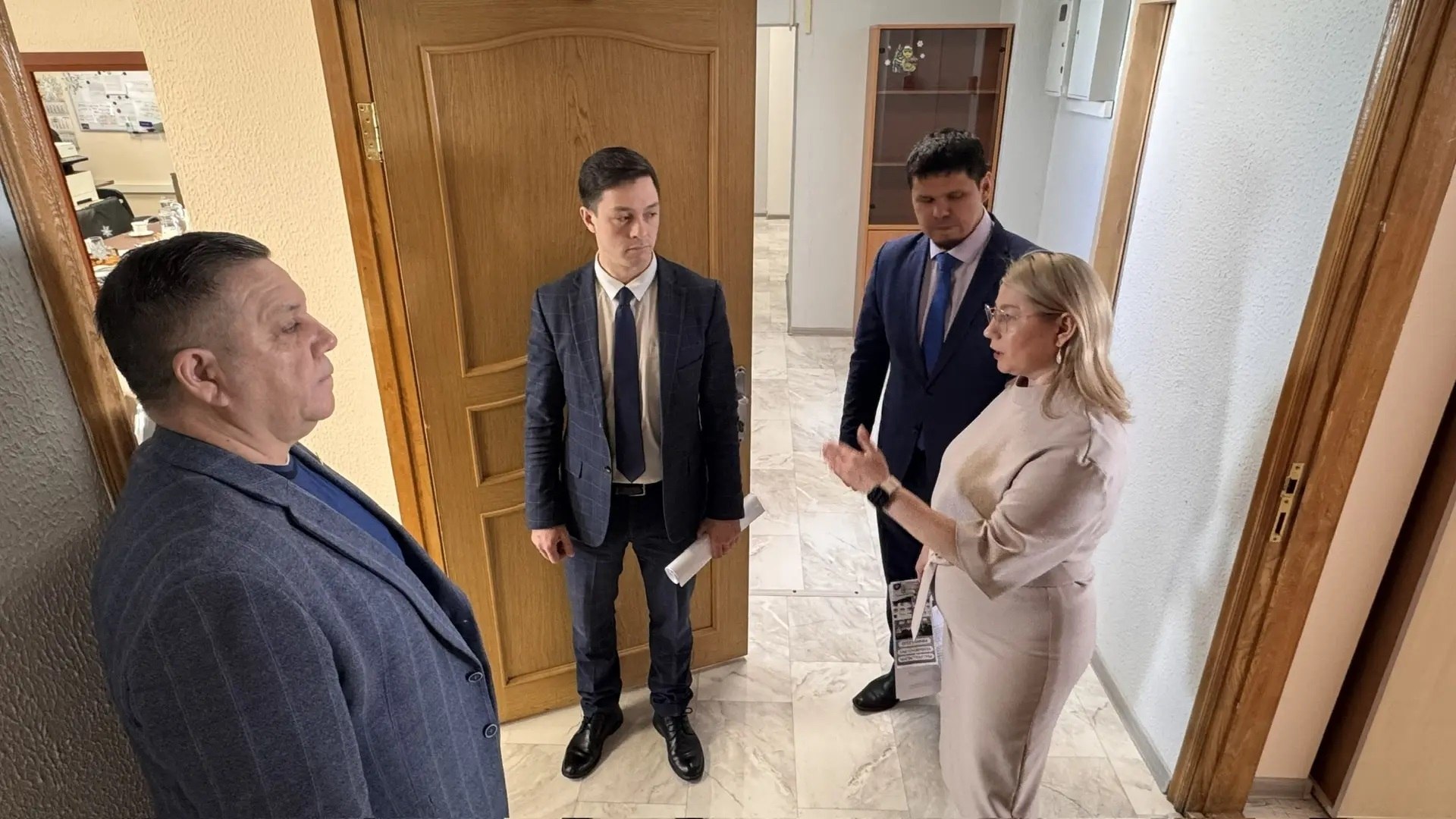 В Контрольно-счетной палате Петропавловска состоялась встреча с ветераном СВО — участником проекта «Герои Камчатки» В Контрольно-счетной палате Петропавловска состоялась встреча с ветераном СВО — участником проекта «Герои Камчатки»