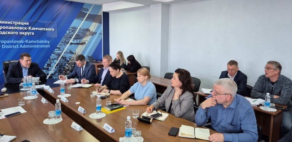 Андрей Воровский провёл первое аппаратное совещание в новой должности Андрей Воровский провёл первое аппаратное совещание в новой должности