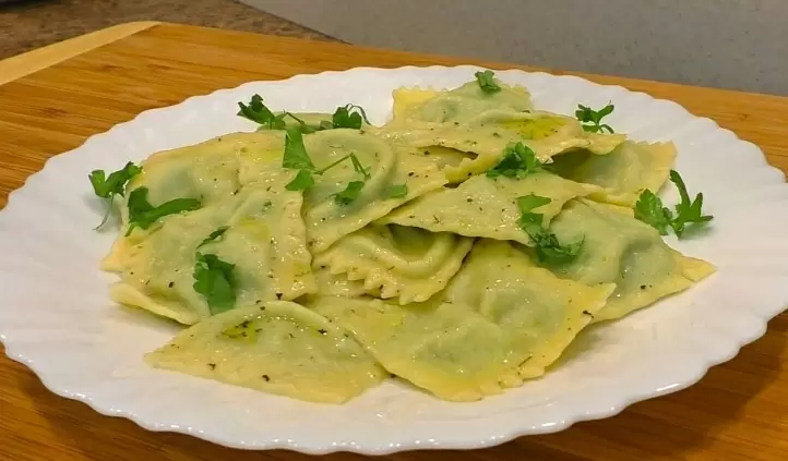 Равиоли с лососем – вкусное итальянское лакомство
