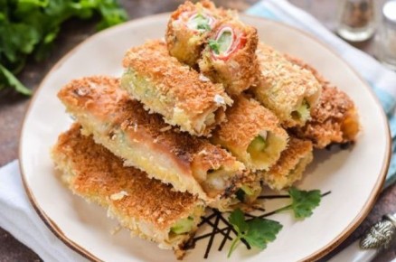 Покорите вкусы: рулетики из лаваша с крабовыми палочками для идеальной закуски