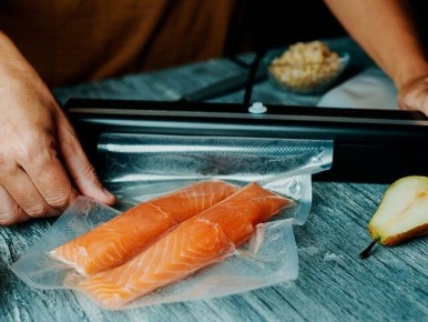 Эксперт раскрыла правду о вакуумной упаковке: срок годности не увеличивается