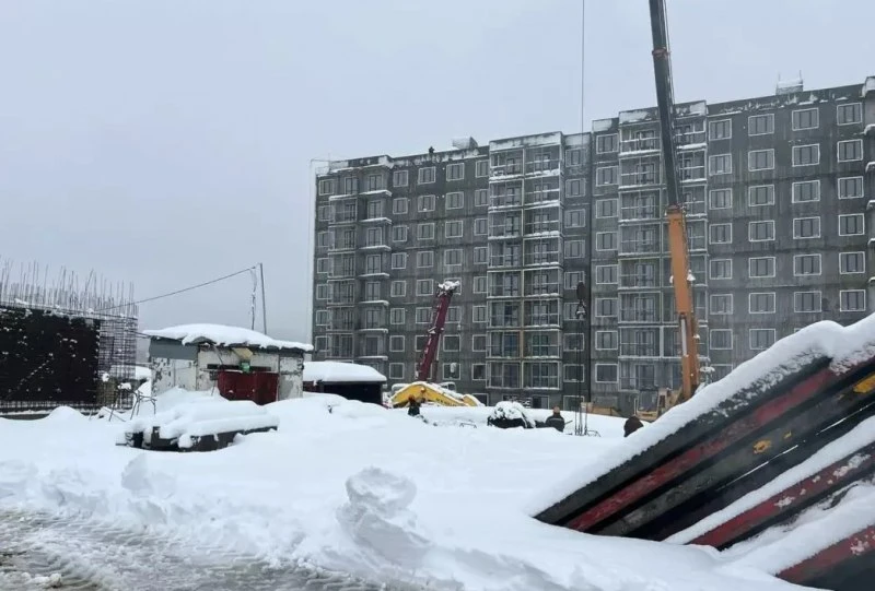 Жильцов домов, пострадавших от землетрясения, начнут расселять — первые 188 квартир