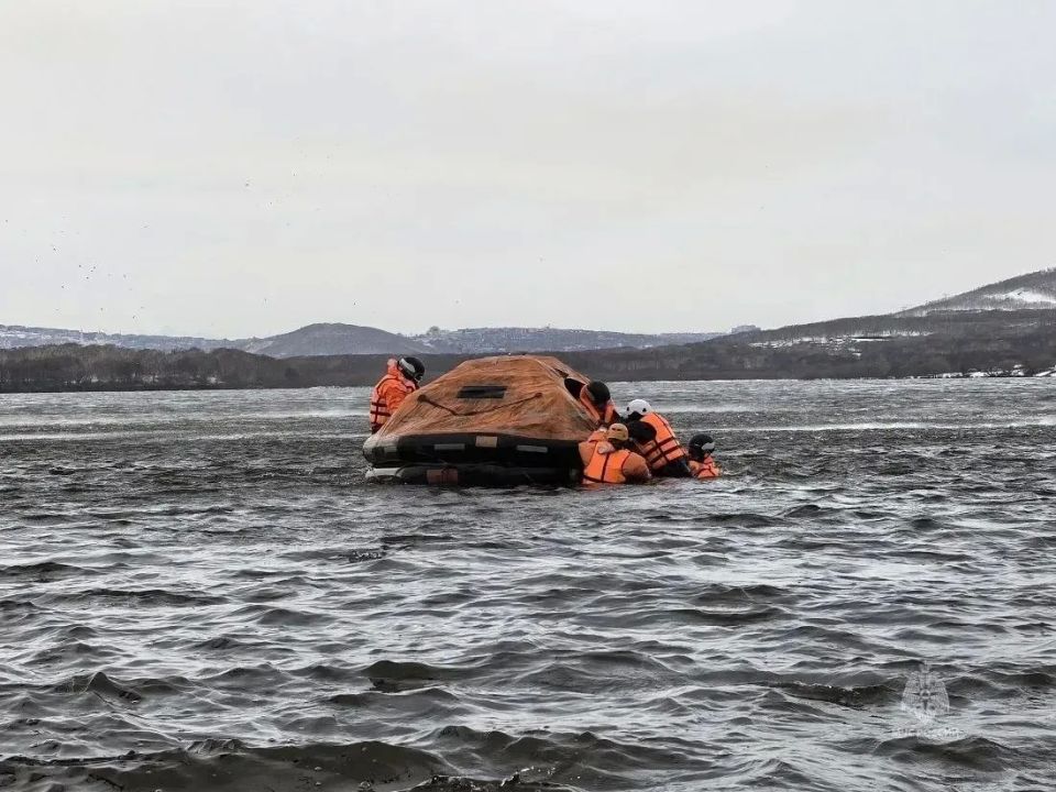 ˸�, �������� ���� � ������ 25 ������