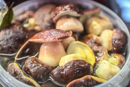 Соленые грибы на московских ярмарках: яркий вкус традиций