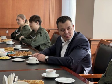 ����� 3000 ���������� ������ ���������� � ���������� ������� ������ ����ͻ