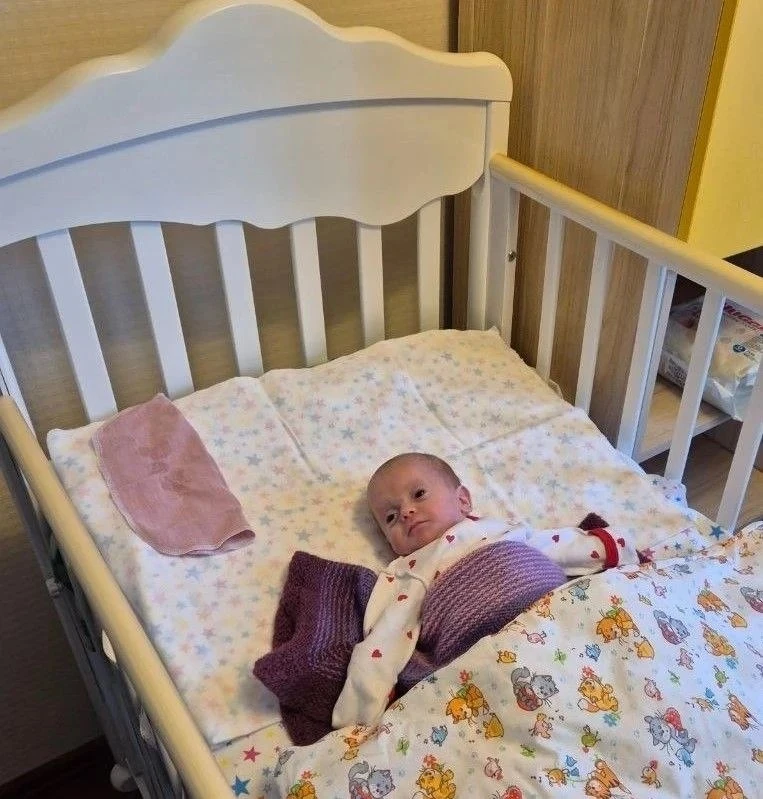 Врачи из Приморья чудом выходили малышку весом 460 граммов с Камчатки