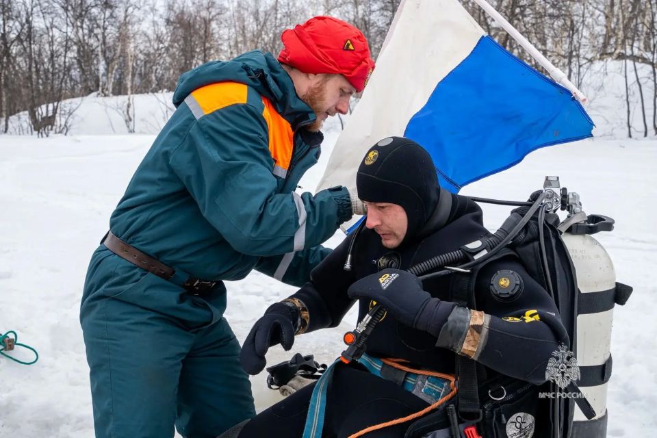 Водолазной службе МЧС России — 30 лет! Водолазной службе МЧС России — 30 лет!