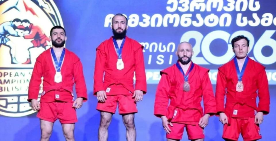 Камчатский самбист стал двукратным чемпионом Европы