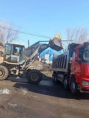 Город день за днем. 18 мая 2026 года Спецтехника и бригады ручного труда продолжают выполнять комплексную уборку городских территорий Город день за днем. 18 мая 2026 года Спецтехника и бригады ручного труда продолжают выполнять комплексную уборку городских территорий