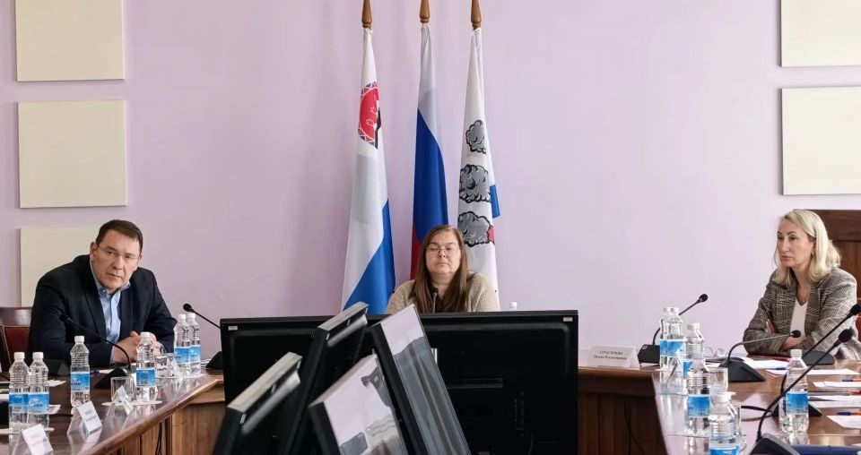 В администрации Петропавловска-Камчатского состоялось очередное заседание Архитектурно-градостроительного совета по вопросам осуществления архитектурной и градостроительной деятельности под председательством временно... В администрации Петропавловска-Камчатского состоялось очередное заседание Архитектурно-градостроительного совета по вопросам осуществления архитектурной и градостроительной деятельности под председательством временно...