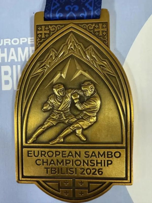 Шейх-Мансур Хабибулаев завоевал золото чемпионата Европы по боевому самбо, прошедшего в Тбилиси Шейх-Мансур Хабибулаев завоевал золото чемпионата Европы по боевому самбо, прошедшего в Тбилиси