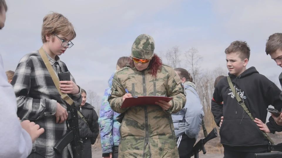 Школьники Петропавловска-Камчатского участвуют в «Зарнице 2.0» Школьники Петропавловска-Камчатского участвуют в «Зарнице 2.0»