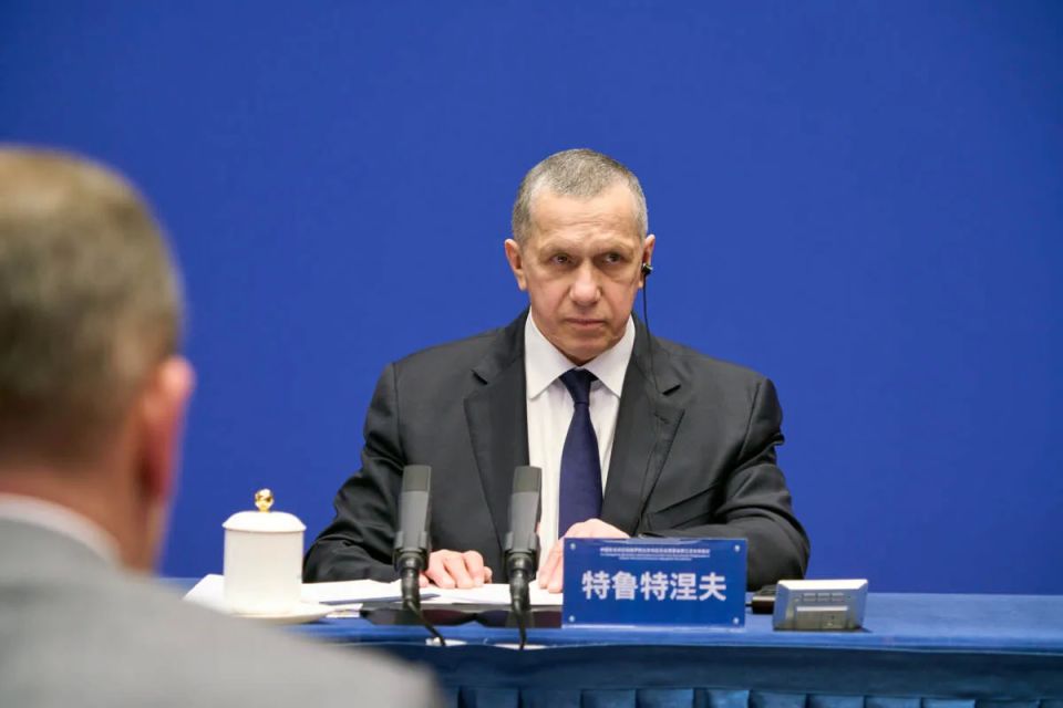 Юрий Трутнев поручил создать механизм обмена опытом с КНР в сфере технологий