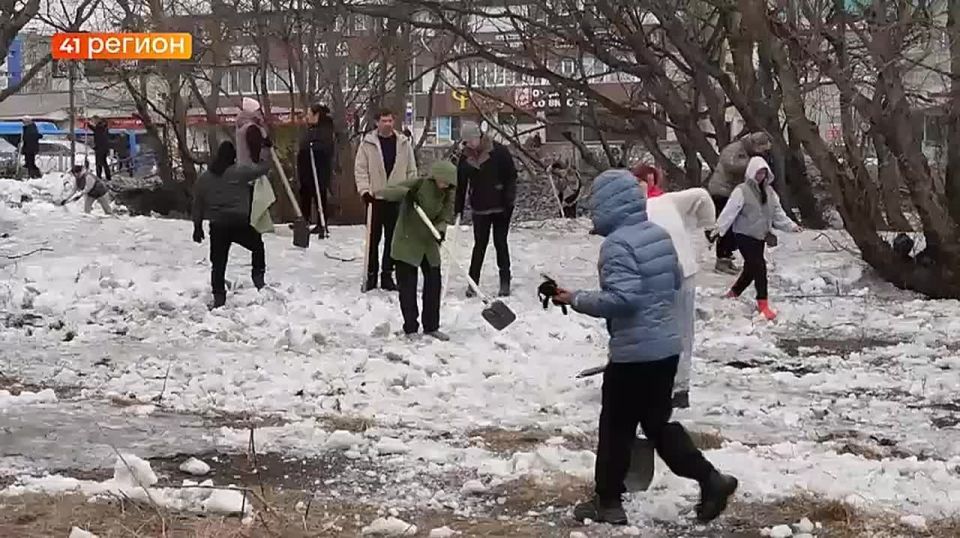 Петропавловск присоединился к Всероссийскому субботнику – в большой уборке приняли участие трудовые коллективы, общественники и неравнодушные горожане