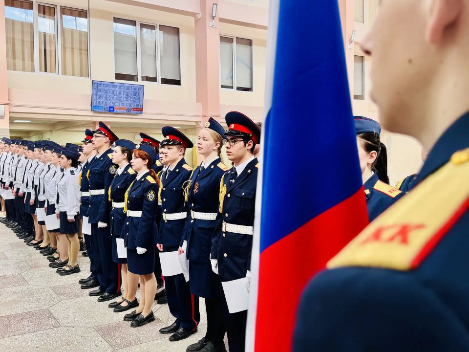 Верность долгу и честь мундира: кадеты СК России на Камчатке завершили учебный год Верность долгу и честь мундира: кадеты СК России на Камчатке завершили учебный год