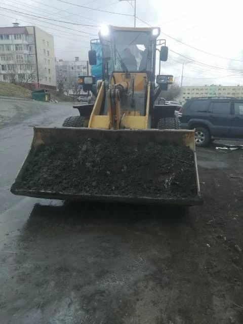 Город день за днем. 19 мая 2026 года Основные усилия подрядных организаций сосредоточены на комплексной уборке песка и мусора с дорог ПетропавловскаКамчатского Город день за днем. 19 мая 2026 года Основные усилия подрядных организаций сосредоточены на комплексной уборке песка и мусора с дорог ПетропавловскаКамчатского
