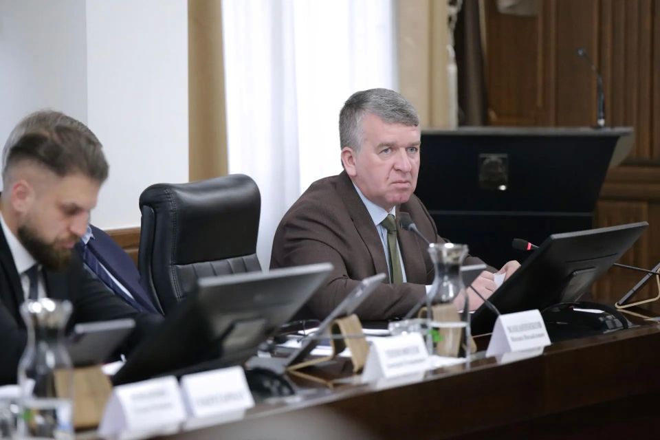 Первый заместитель председателя Законодательного Собрания Андрей Копылов прокомментировал итоги 59-й сессии Первый заместитель председателя Законодательного Собрания Андрей Копылов прокомментировал итоги 59-й сессии