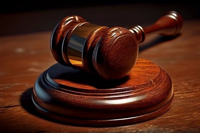 Спалила чужое авто из мести: суд начал рассматривать уголовное дело