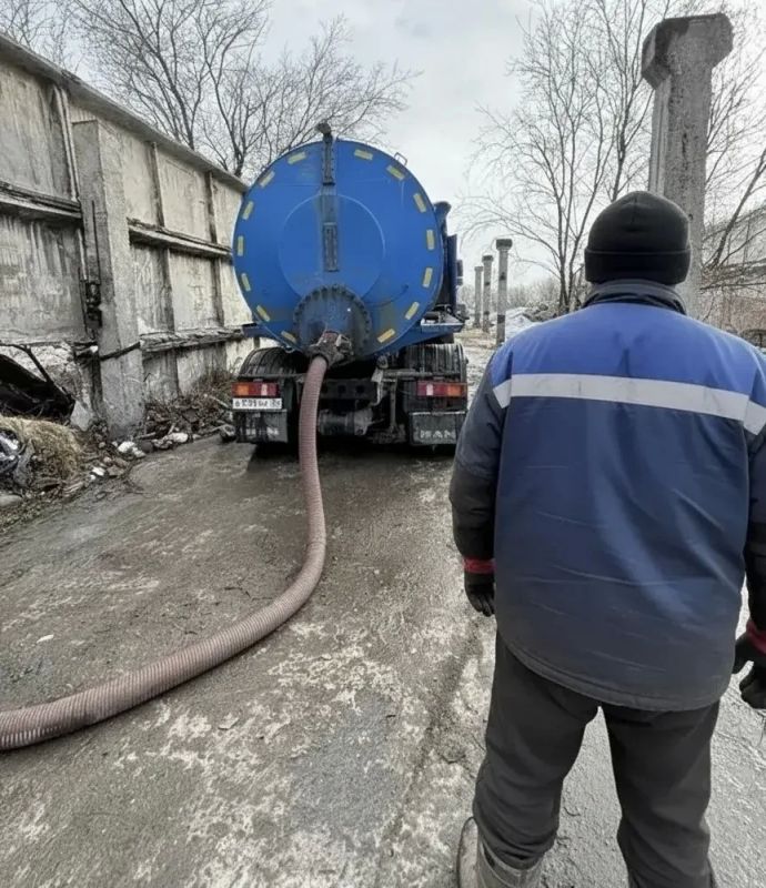 УК на Камчатке поймали на сливе нечистот в лесу