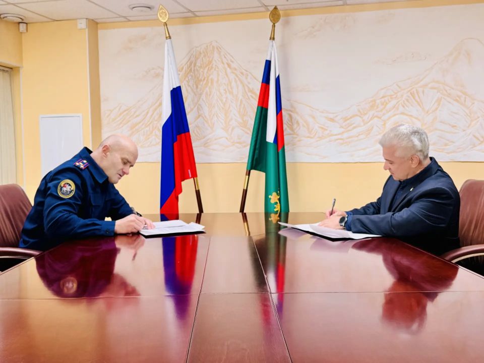 Следственным управлением СК России по Камчатскому краю и Уполномоченным по правам человека в регионе заключено соглашение о взаимодействии и сотрудничестве Следственным управлением СК России по Камчатскому краю и Уполномоченным по правам человека в регионе заключено соглашение о взаимодействии и сотрудничестве