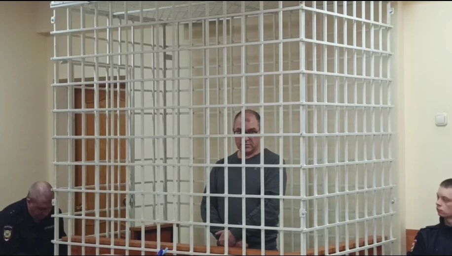 Директор УК «Актив» на Камчатке получил 4,5 года колонии за смерть женщины на остановке