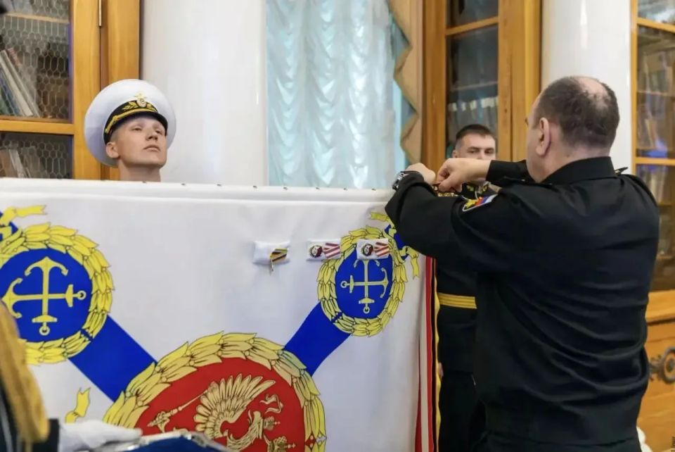 40-й бригаде морпехов вручили орден Жукова за подвиги в СВО
