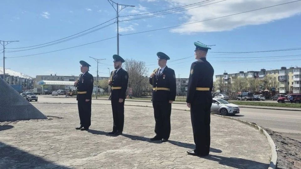 День пограничника России — праздник мужества и чести! День пограничника России — праздник мужества и чести!