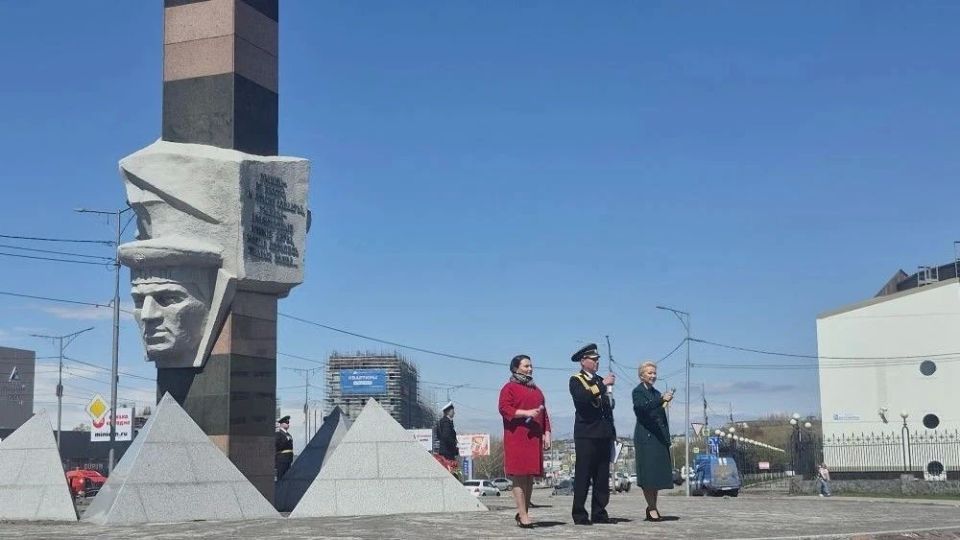 День пограничника России — праздник мужества и чести! День пограничника России — праздник мужества и чести!