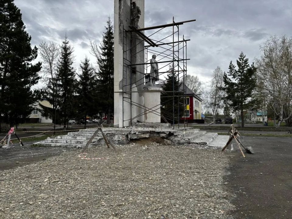 На площади Ленина в Милькове начались земляные работы