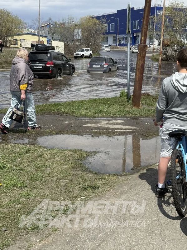 Топит Вольскую. Введен режим повышенной готовности Топит Вольскую. Введен режим повышенной готовности