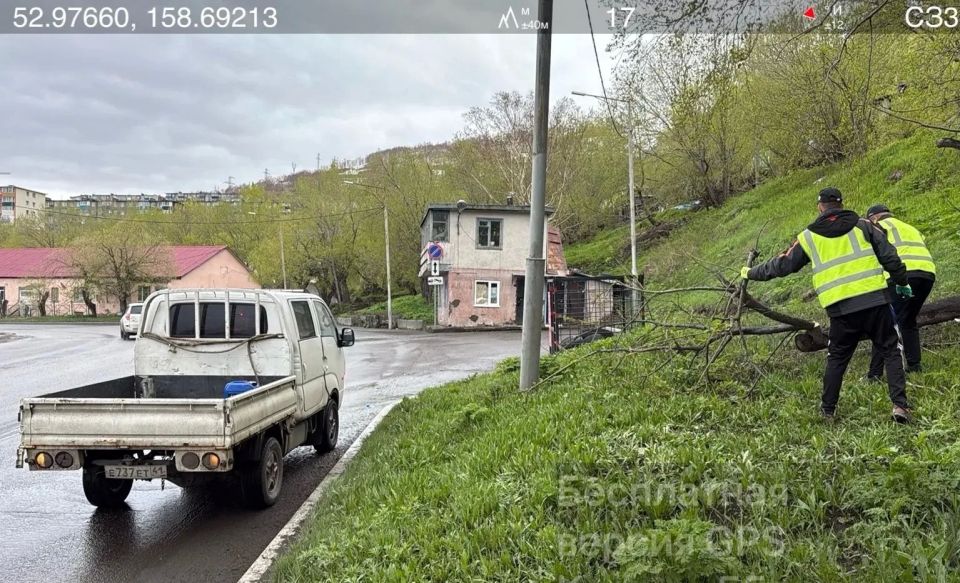 Город день за днем. 2 июня 2026 года Подрядные организации круглосуточно ведут комплексные работы по уборке городских территорий Город день за днем. 2 июня 2026 года Подрядные организации круглосуточно ведут комплексные работы по уборке городских территорий