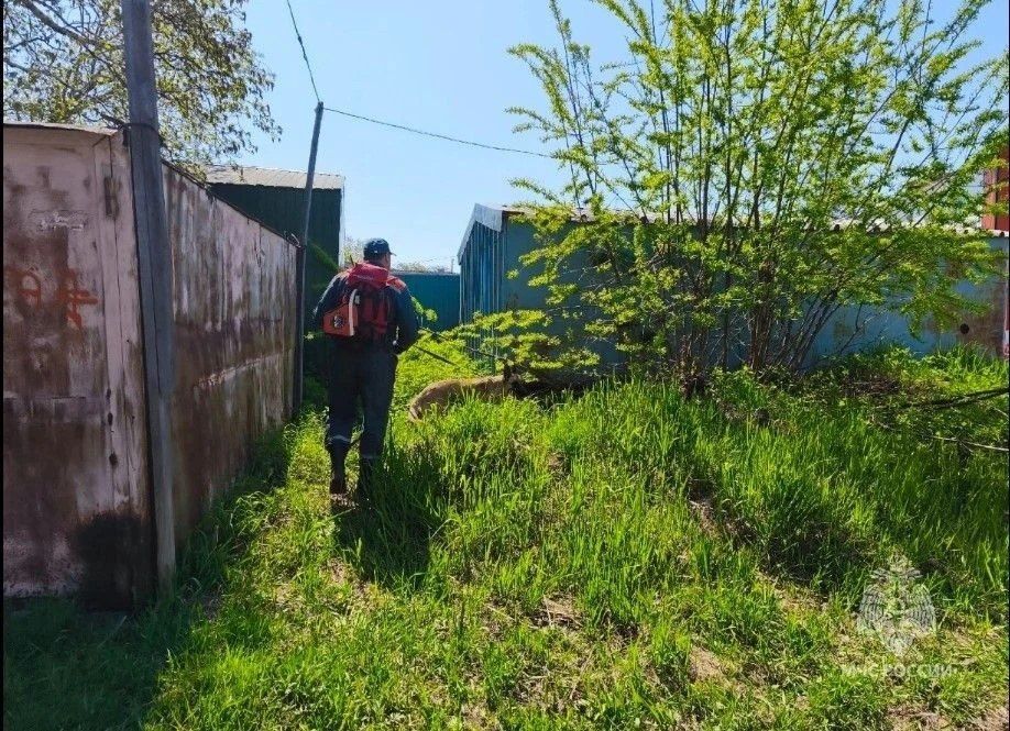 Заметили сломанные качели на детской площадке? Не молчите Заметили сломанные качели на детской площадке? Не молчите