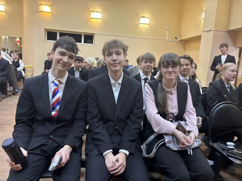 Сегодня более 1 600 камчатских выпускников сдали ЕГЭ по математике Сегодня более 1 600 камчатских выпускников сдали ЕГЭ по математике