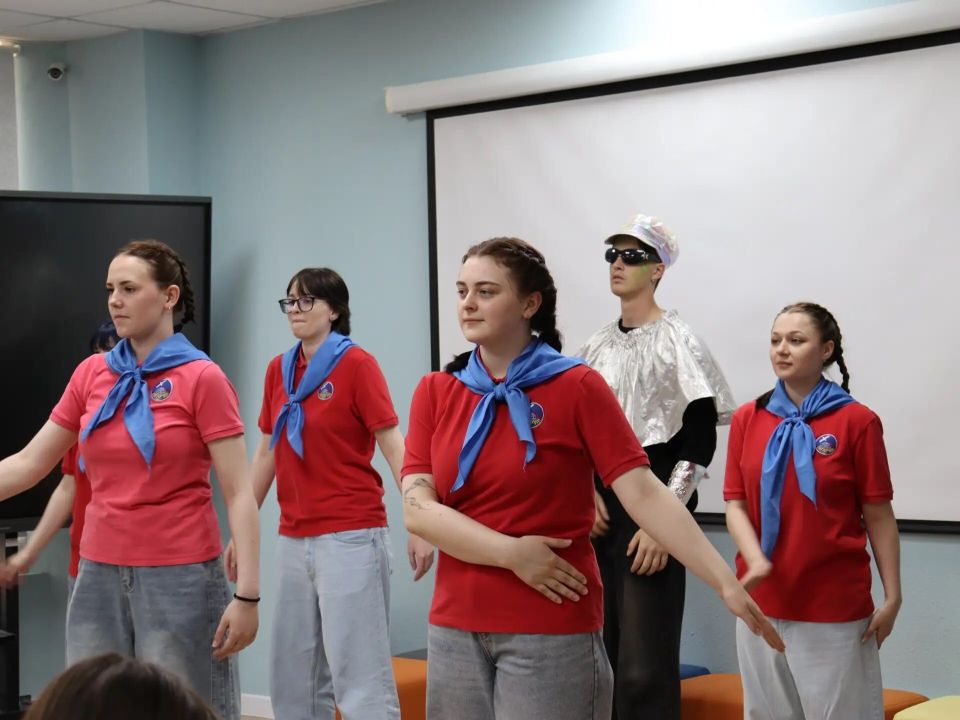 На Камчатке в детском оздоровительном лагере им. Ю.А. Гагарина открылась первая летняя смена На Камчатке в детском оздоровительном лагере им. Ю.А. Гагарина открылась первая летняя смена