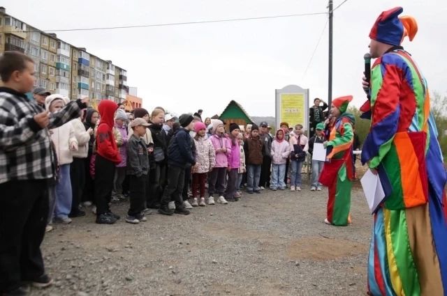 В Петропавловске депутаты устроили сразу два праздника для детей