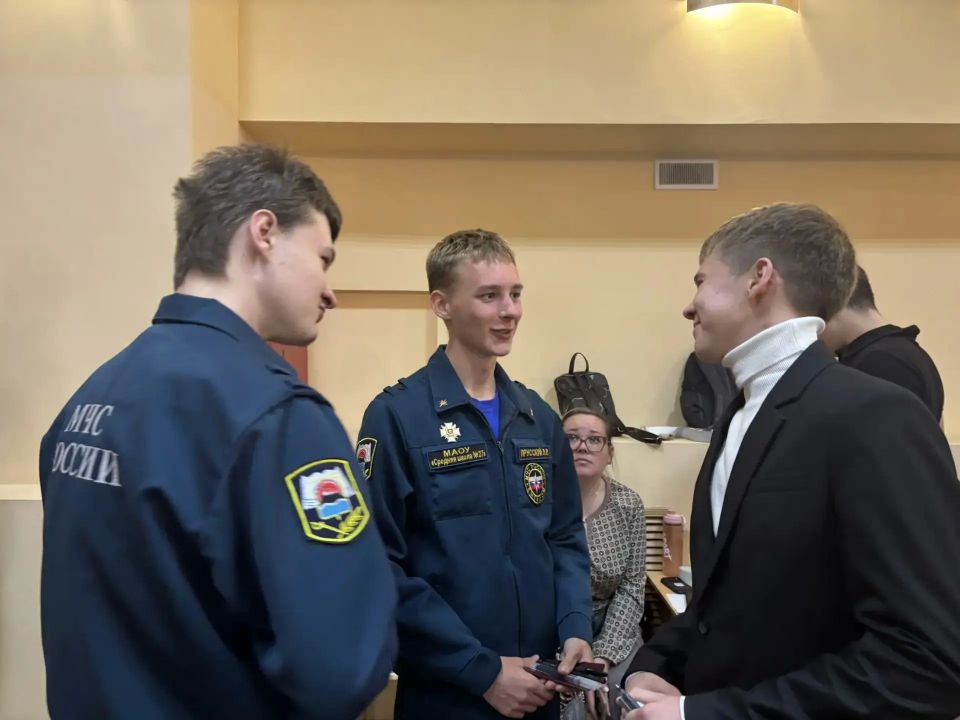 Сегодня более 1 600 камчатских выпускников сдали ЕГЭ по математике Сегодня более 1 600 камчатских выпускников сдали ЕГЭ по математике