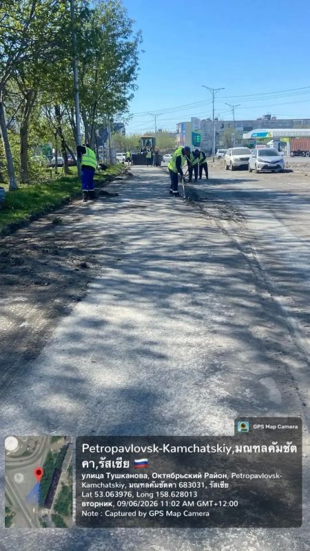 Город день за днем. 9 июня 2026 года Подрядные организации в круглосуточном режиме приводят в порядок городские территории Город день за днем. 9 июня 2026 года Подрядные организации в круглосуточном режиме приводят в порядок городские территории