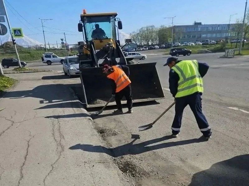 Петропавловск убирают от грязи, пыли и мусора