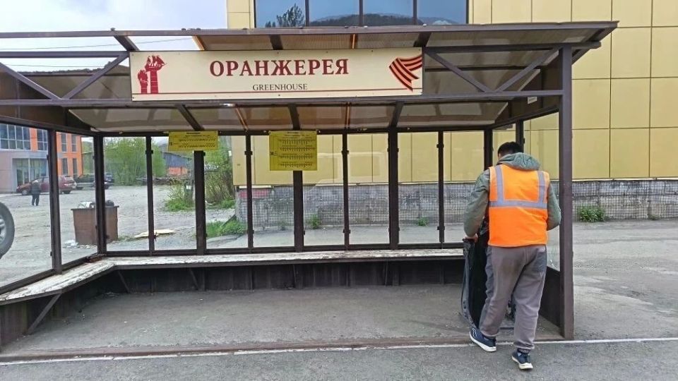 Город день за днем. 10 июня 2026 года В ПетропавловскеКамчатском продолжаются работы по содержанию городских территорий Город день за днем. 10 июня 2026 года В ПетропавловскеКамчатском продолжаются работы по содержанию городских территорий