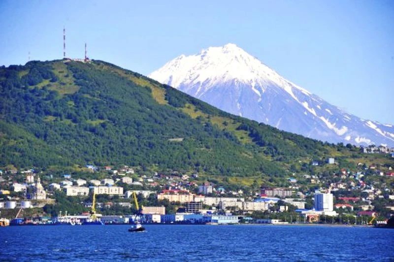 «Камчатский водоканал» оштрафовали за прорыв канализации на Мишенной сопке